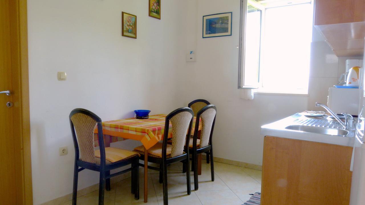 Beach Front Apartments Balica Rat Omiš Екстериор снимка